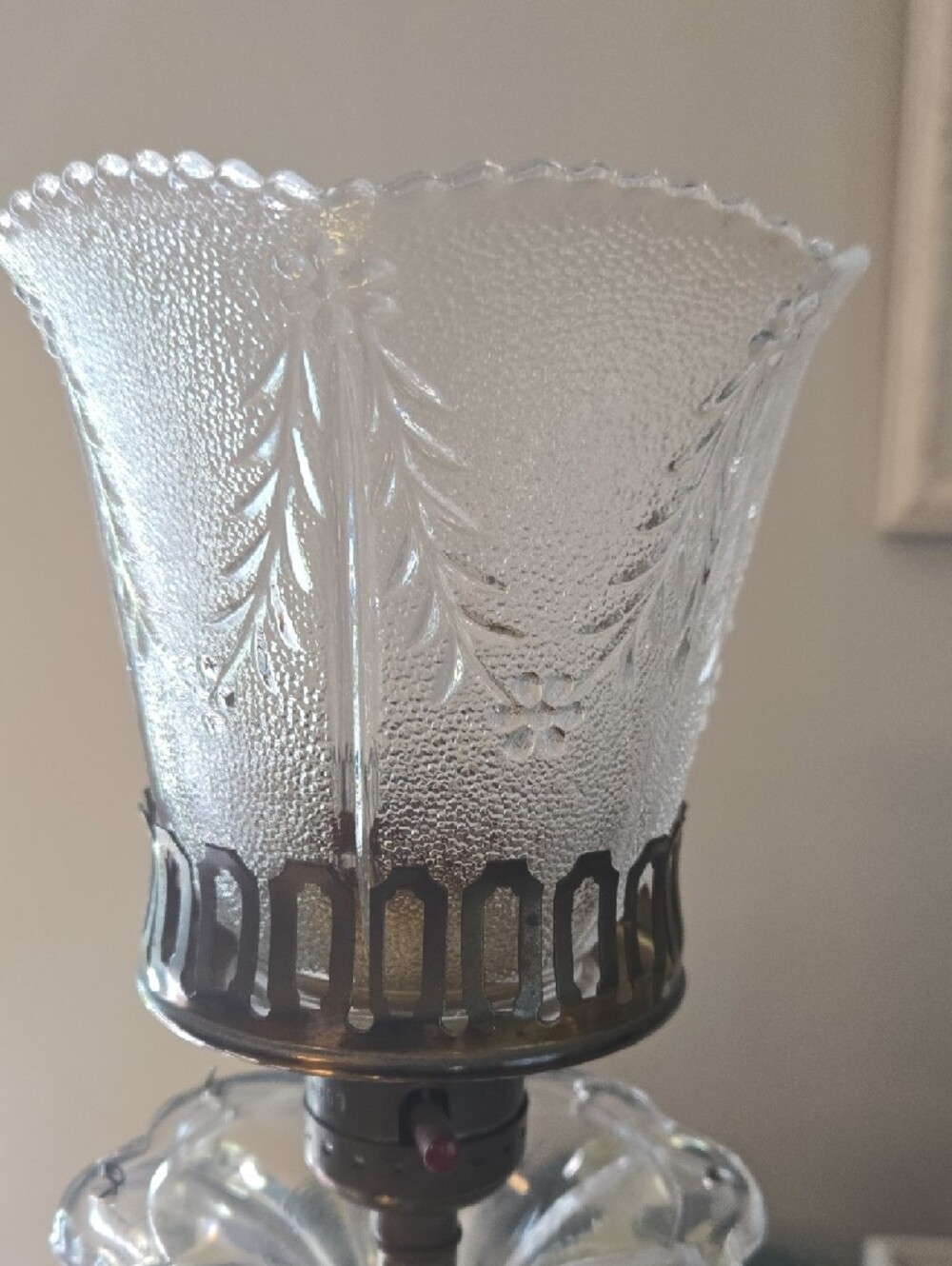1930s Clear Crystal Glass Budoir  Lamps with Hanging Prisms - Pair - Picture 3 of 7